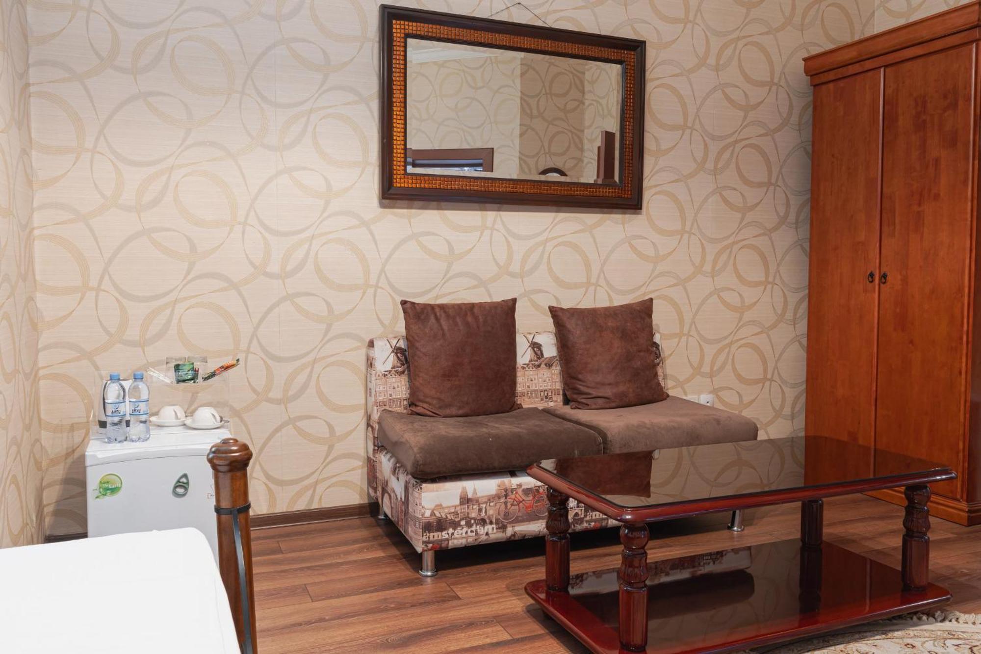 Altair Hotel Sjymkent Exteriör bild