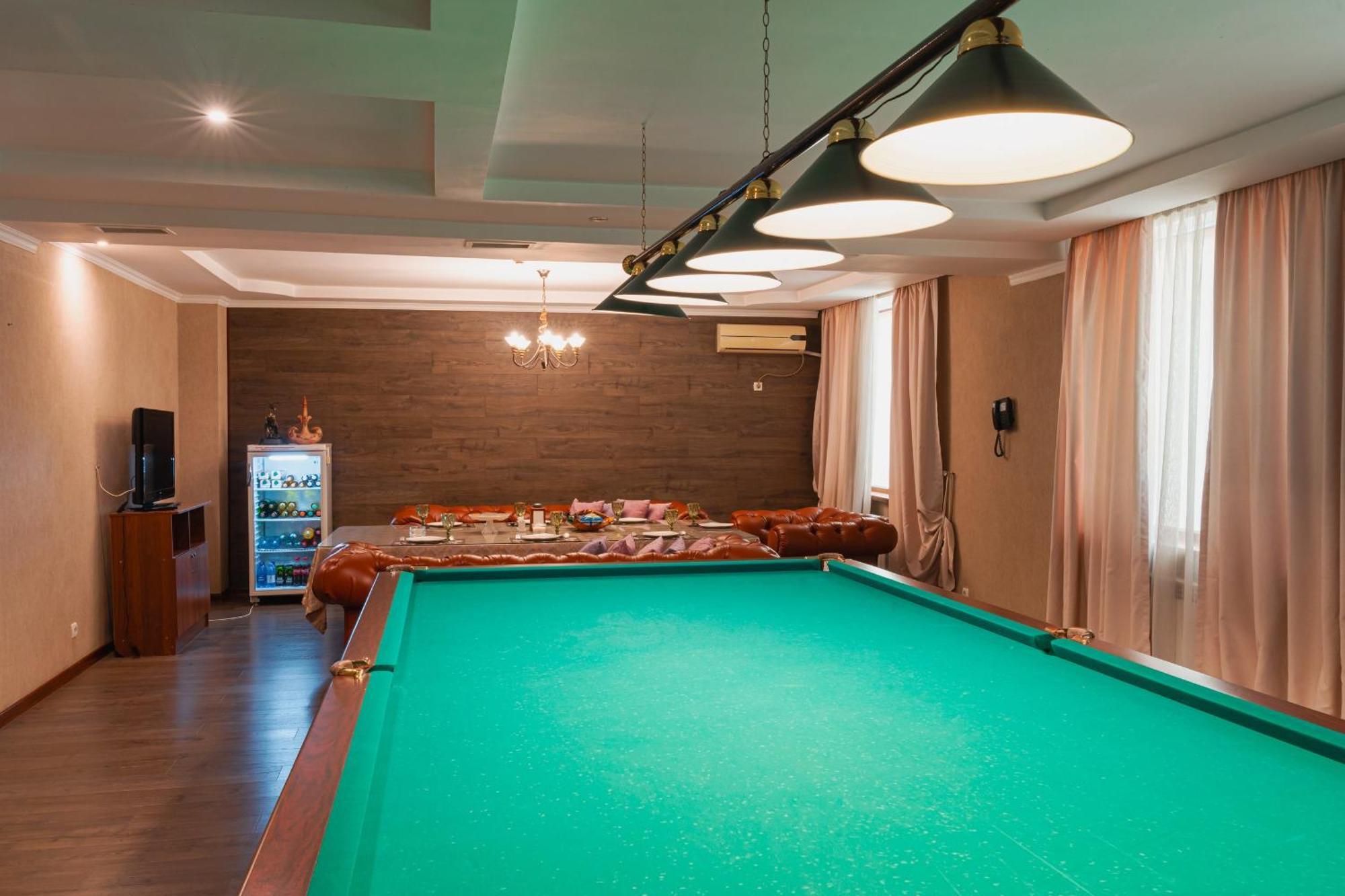 Altair Hotel Sjymkent Exteriör bild