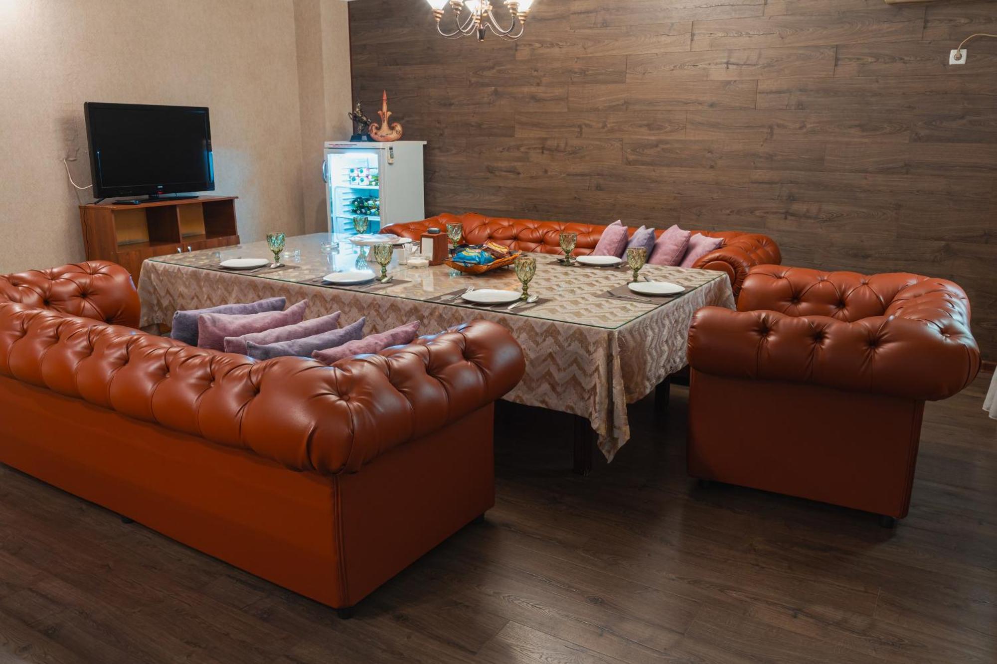Altair Hotel Sjymkent Exteriör bild