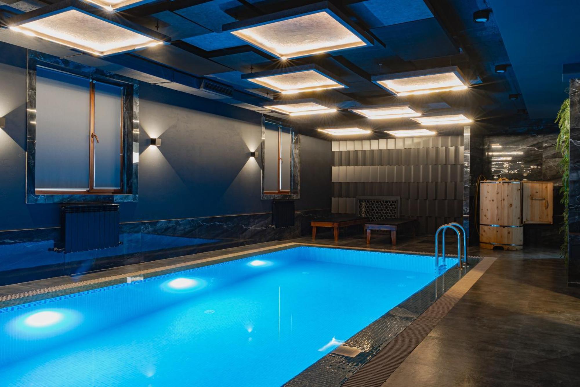 Altair Hotel Sjymkent Exteriör bild